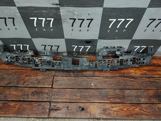 Абсорбер переднего бампера Cadillac XT5 16-нв Б/У Оригинал 796926988