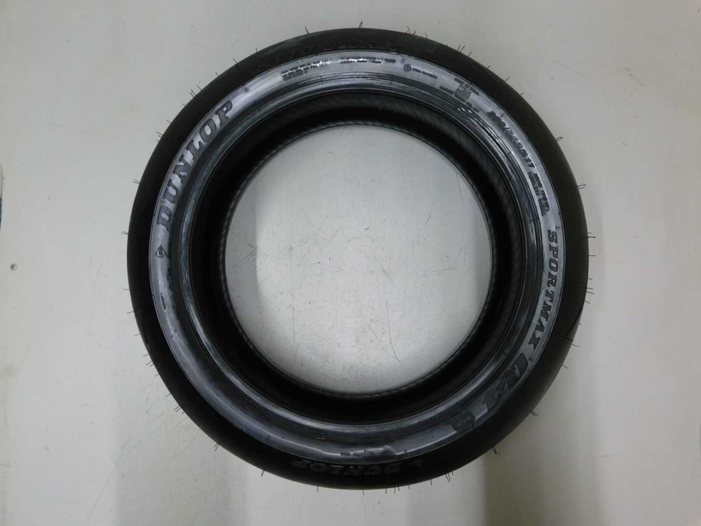 Шина 200/55-17 Sportmax Q4 78W Dunlop