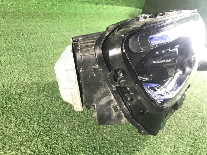 Фара правая Mercedes GLB X247 (2019-2023) LED