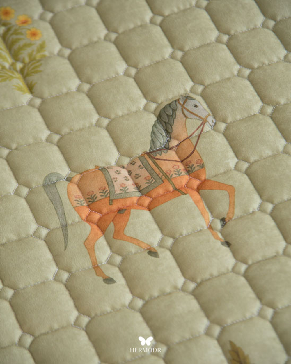 Комплект стеганного покрывала и 3 наволочек Soufiyan Matcha Green Hermodr 130220302 Иран