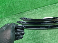 Решетка переднего бампера RR Vogue 4 L405 (12-17)