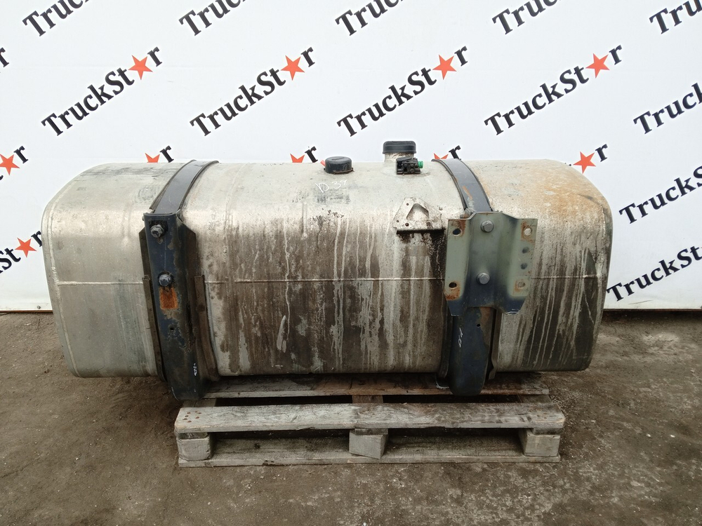 Бак топливный 675L 2019г.