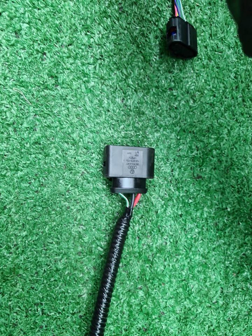 Проводка салонная Hongqi HS5 (2023-н.в.)