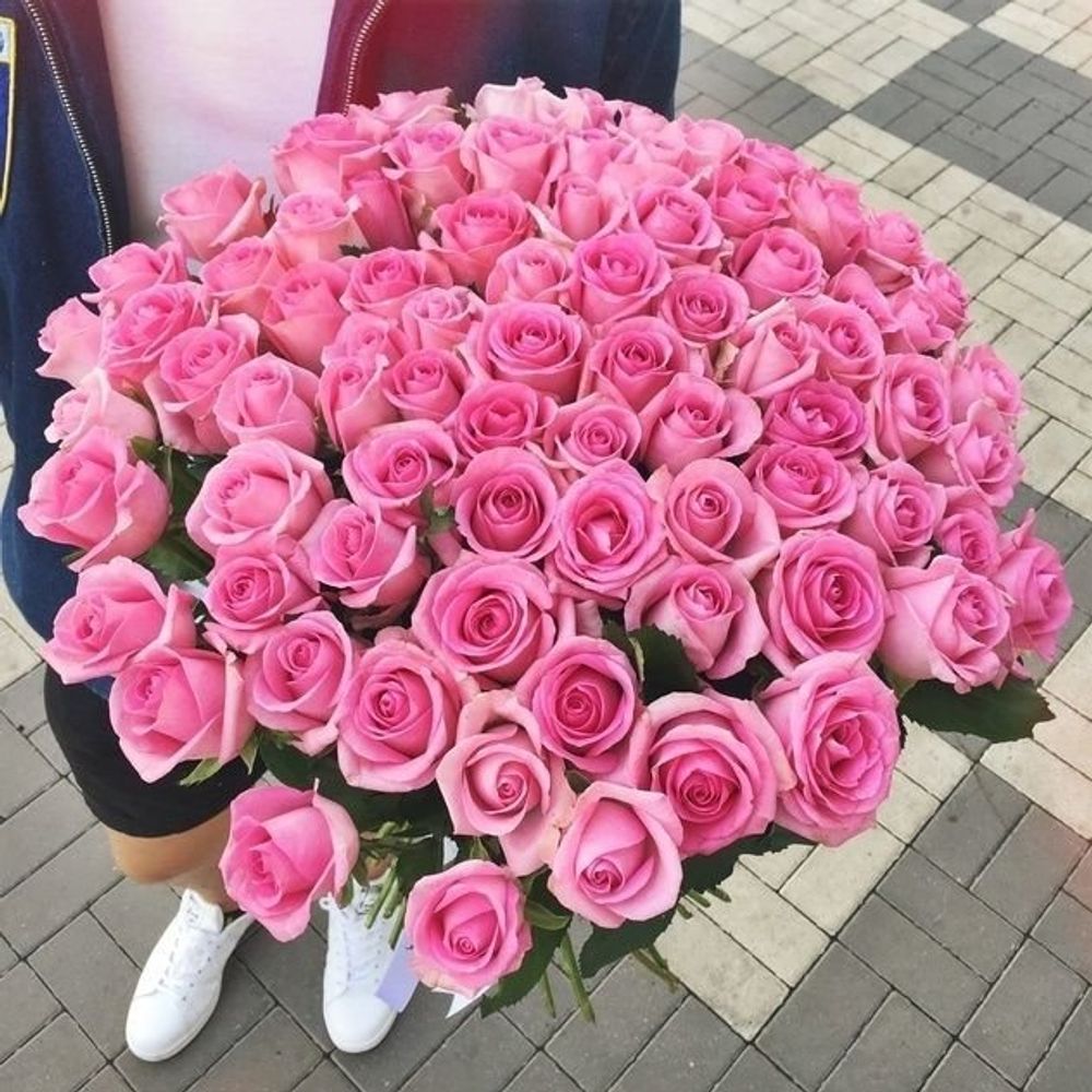 Букет из 101 розовой розы (70 см)