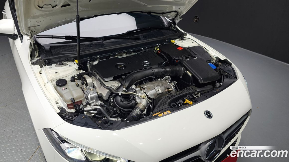Mercedes-Benz A-Class W177 A220 Sedan (03.2022)
