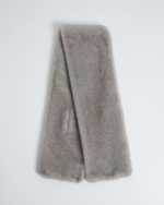 Шарф из искусственного меха норки серый