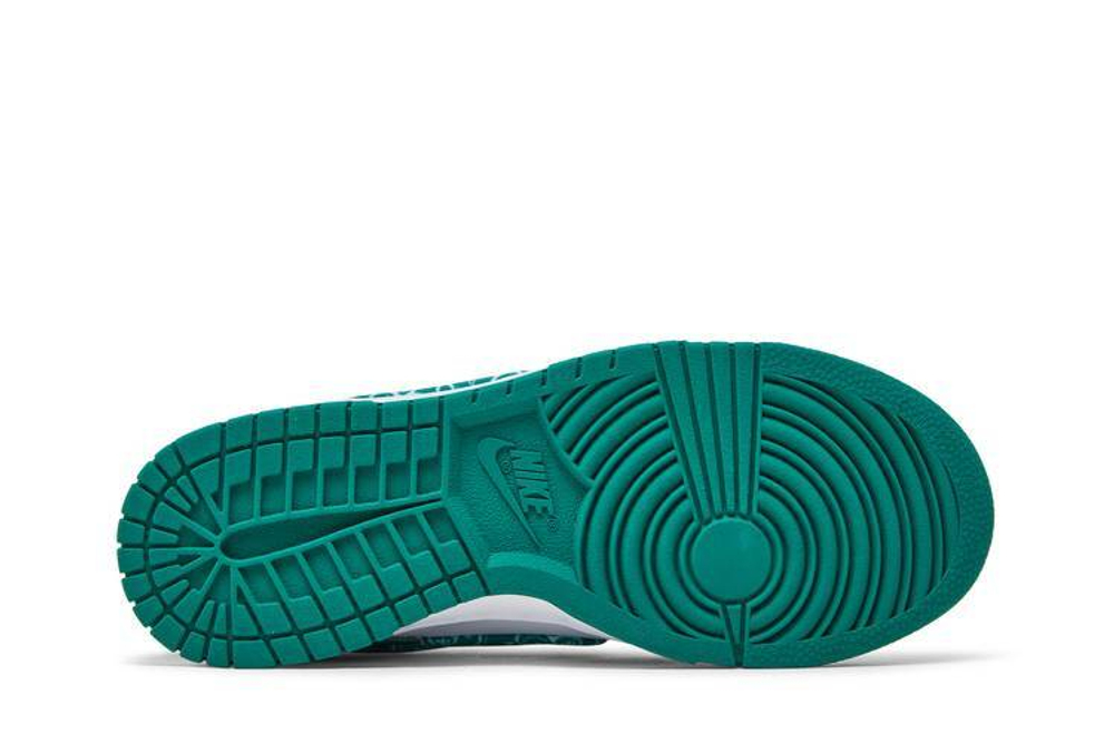 Кроссовки Nike Dunk Low Ess "Green Paisley" (Женская размерная сетка)
