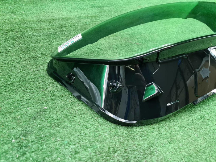 Стекло фары правое Mercedes GLS X167 (2019-2024)