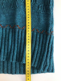 Свитер свободного кроя, маркировка L, визуально на 48 размер