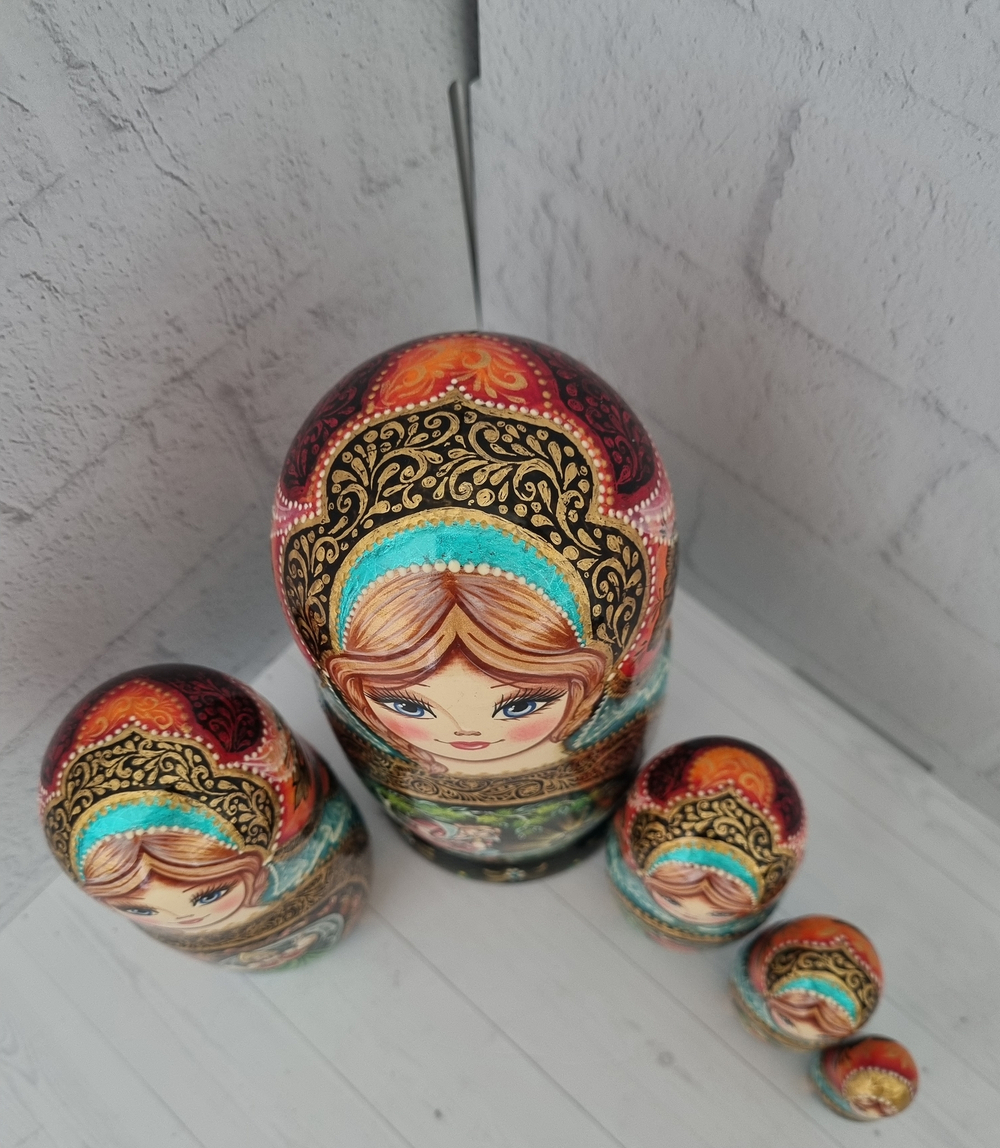 Матрешка 18см  "Царевна лягушка" 5 мест