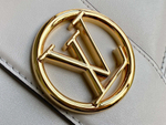 Louis Vuitton Pont 9