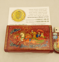 Флешка USB в футляре с ручной росписью Палех "Тройка"