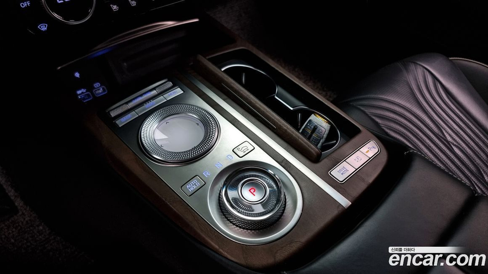 Genesis G80 (RG3) Бензин 3.5 Turbo AWD (06.2020)