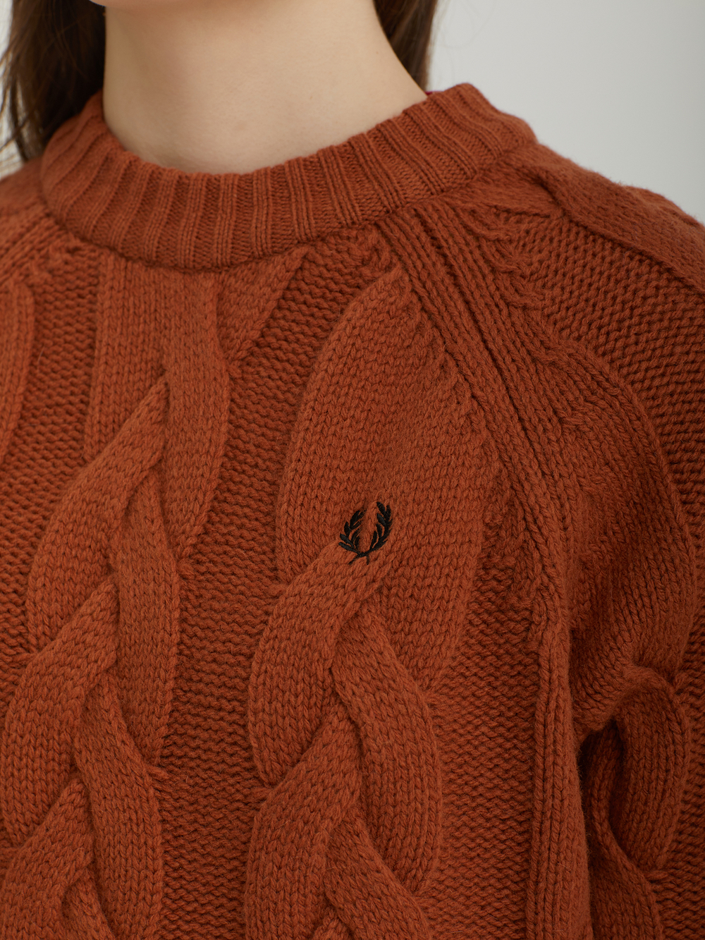 Женский Свитер Cable Knit Mock Neck