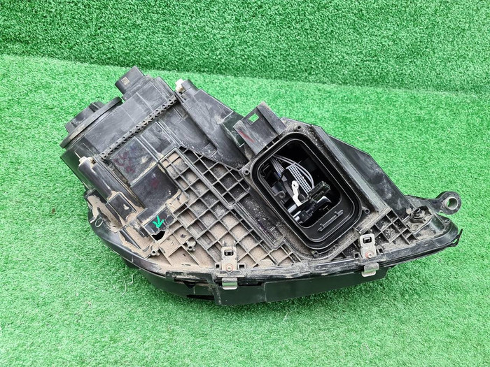 Фара левая Mercedes GLE V167 (2018-2024) LED