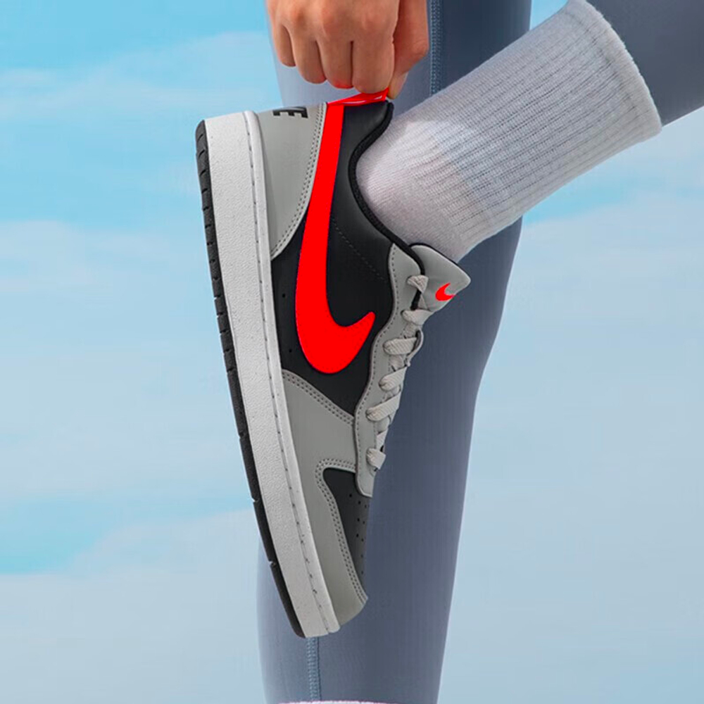 Женские кроссовки Nike Court Borough 'Black Grey Red' DV5456-003