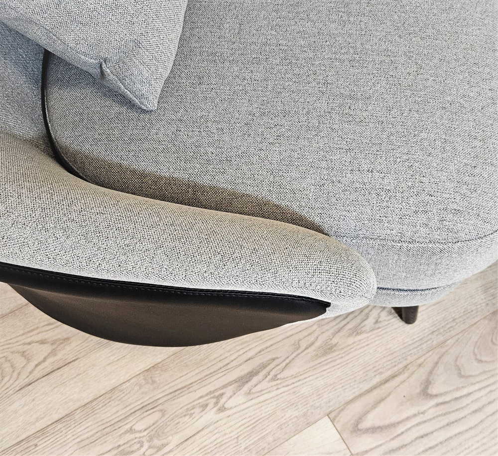 Кресло с оттоманкой Angie