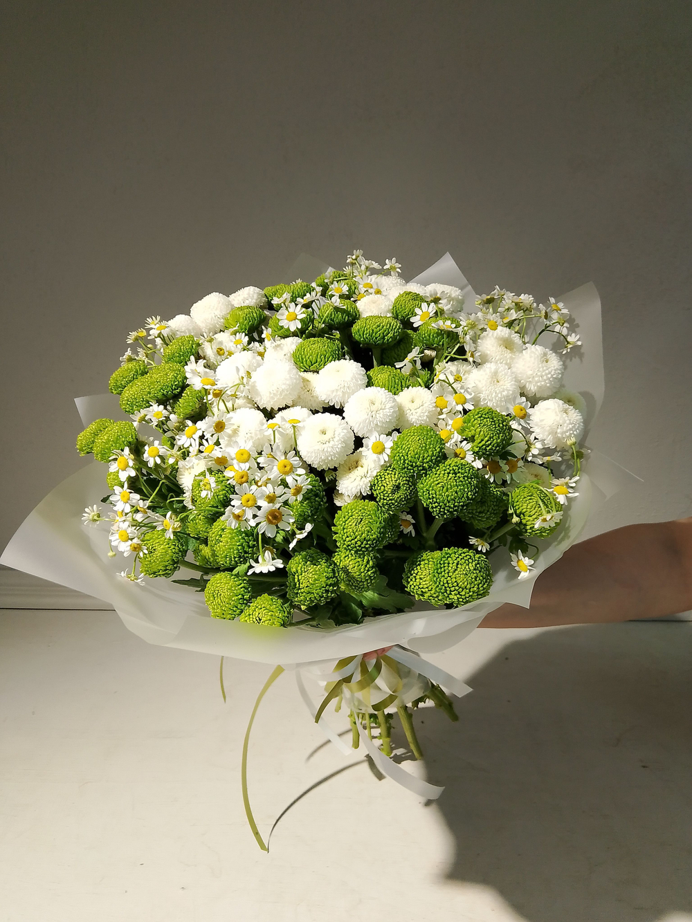 Букет из хризантем и альстромерии (С0033)