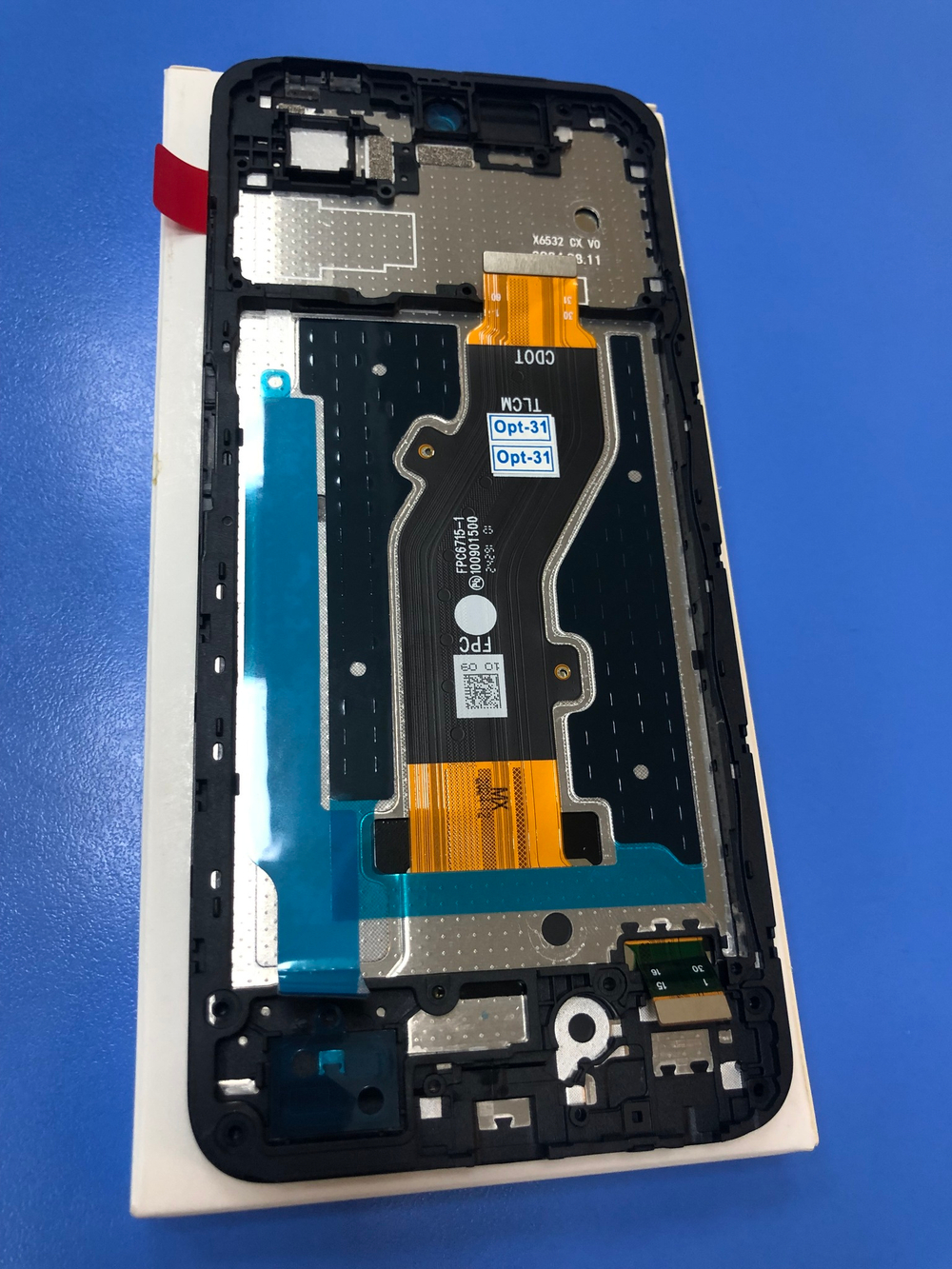 Дисплей в сборе с тачскрином и рамкой чёрный для Infinix Hot 40i Оригинал