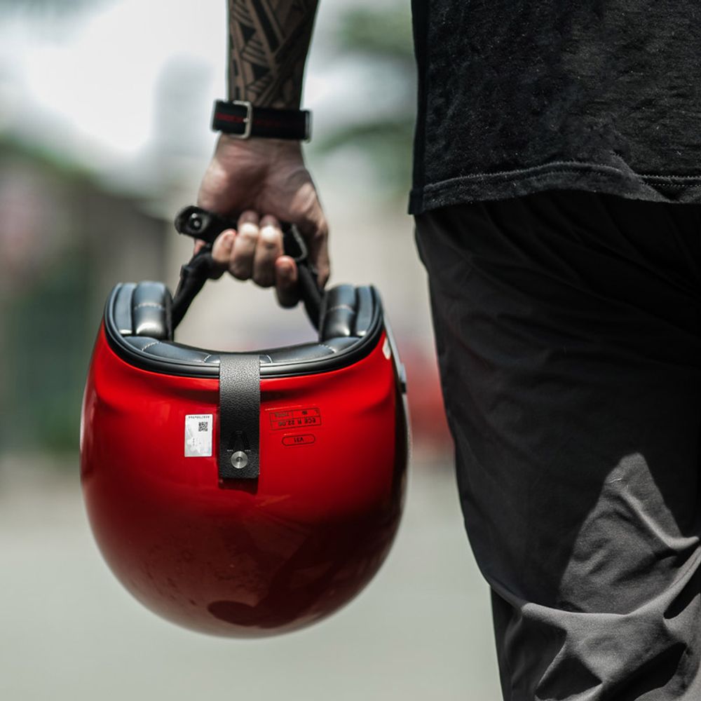 V31 Deep / Красный