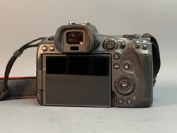 Canon EOS R5 17.000 кадров