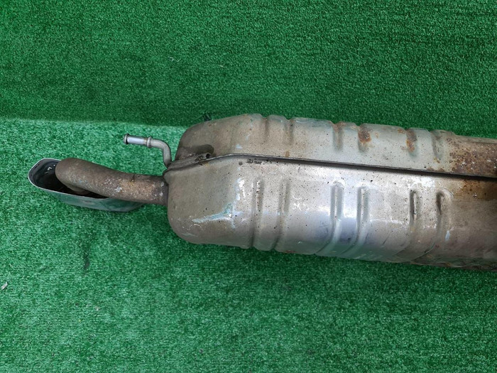 Глушитель Hongqi HS5 (2019-н.в.)