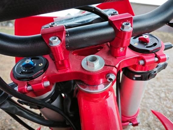 Мотоцикл кроссовый эндуро REGULMOTO Holeshot Red Edition