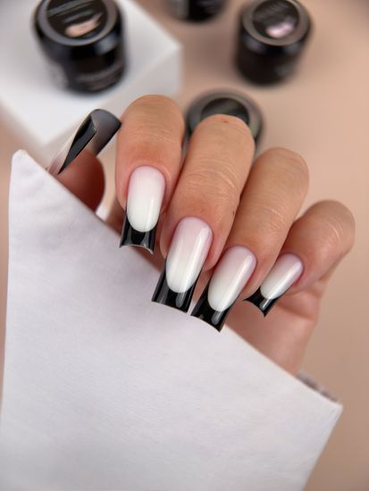 Жидкий бескислотный гель Enigmanic SMART gel 02 15 мл.