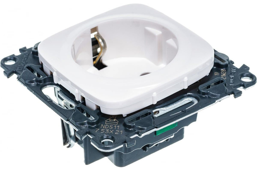 Розетка Legrand Valena Allure с лицевой панелью белая (автоматические клеммы) 753721