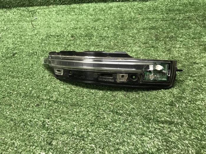 Указатель поворота левый Porsche Macan (2014-н.в.)