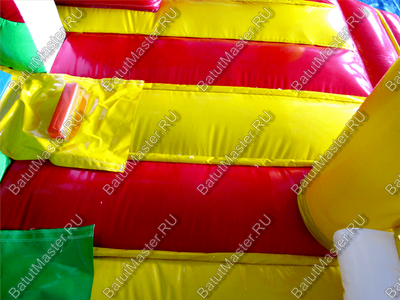 Коммерческий батут "Белый клык" с механизированной головой, цвет красно-желтый, 6*5*4 м