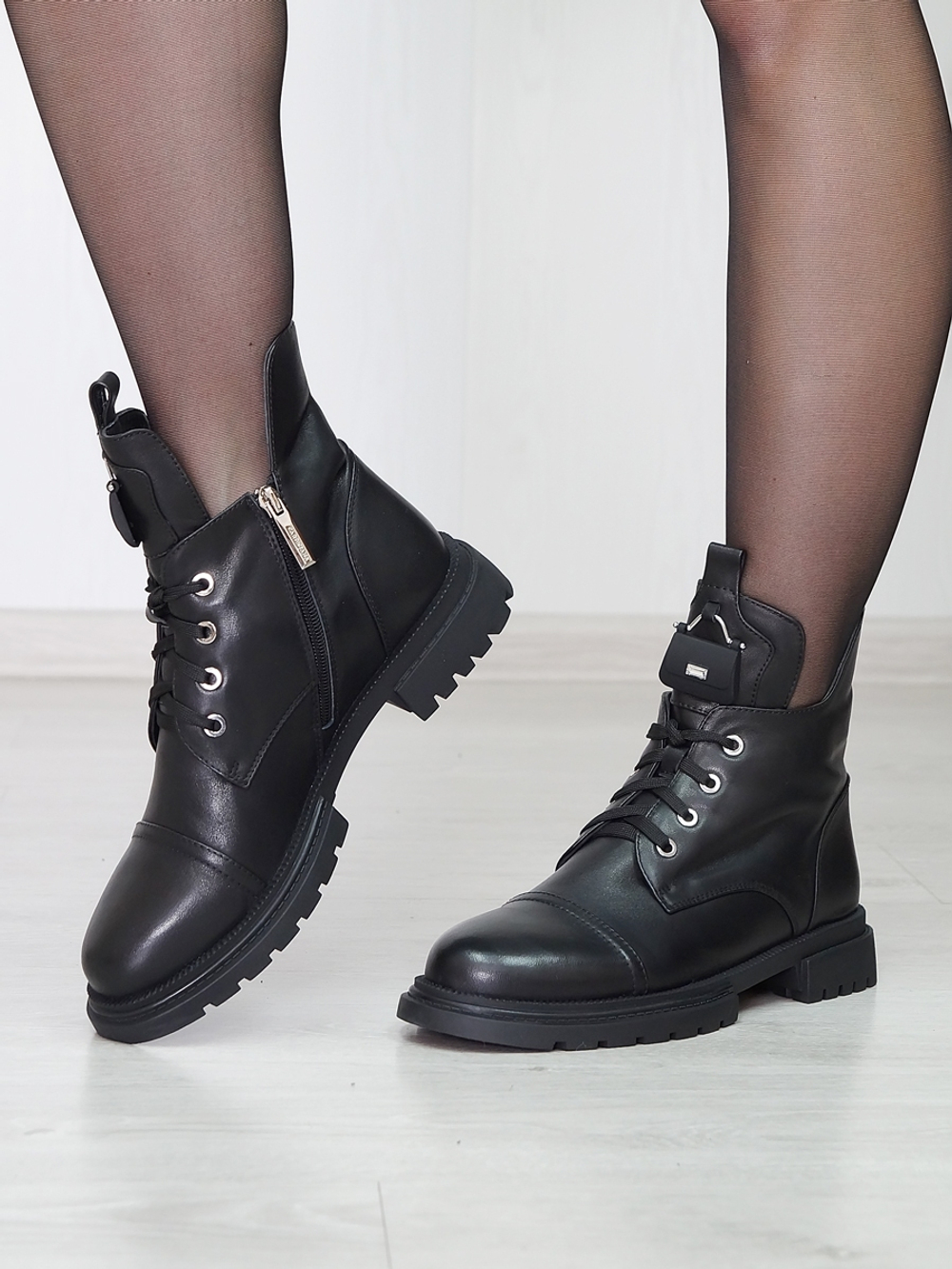 Ботинки женские зимние