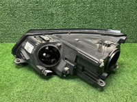 Фара правая VW Tiguan 1 (2011-2018) ксенон