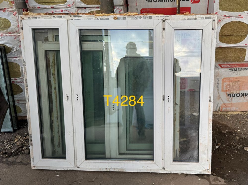Б/У Окно Пластиковое 145(в) х 173(ш) рехау
