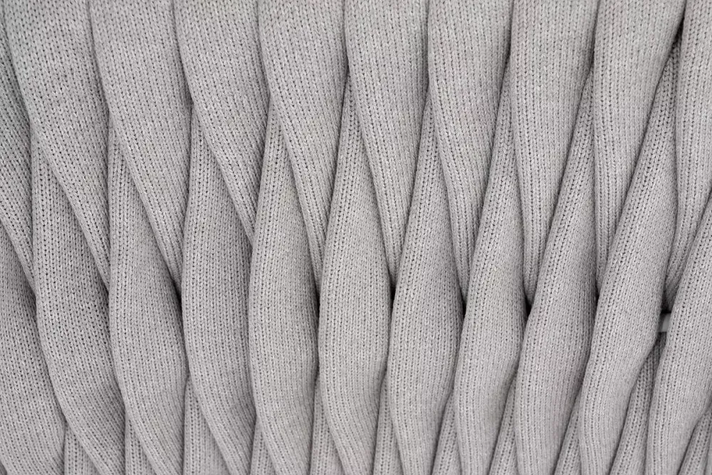 "Монако" кресло плетеное из роупа, каркас алюминий светло-серый (RAL7035) муар, роуп светло-серый 40 мм, ткань светло-серая