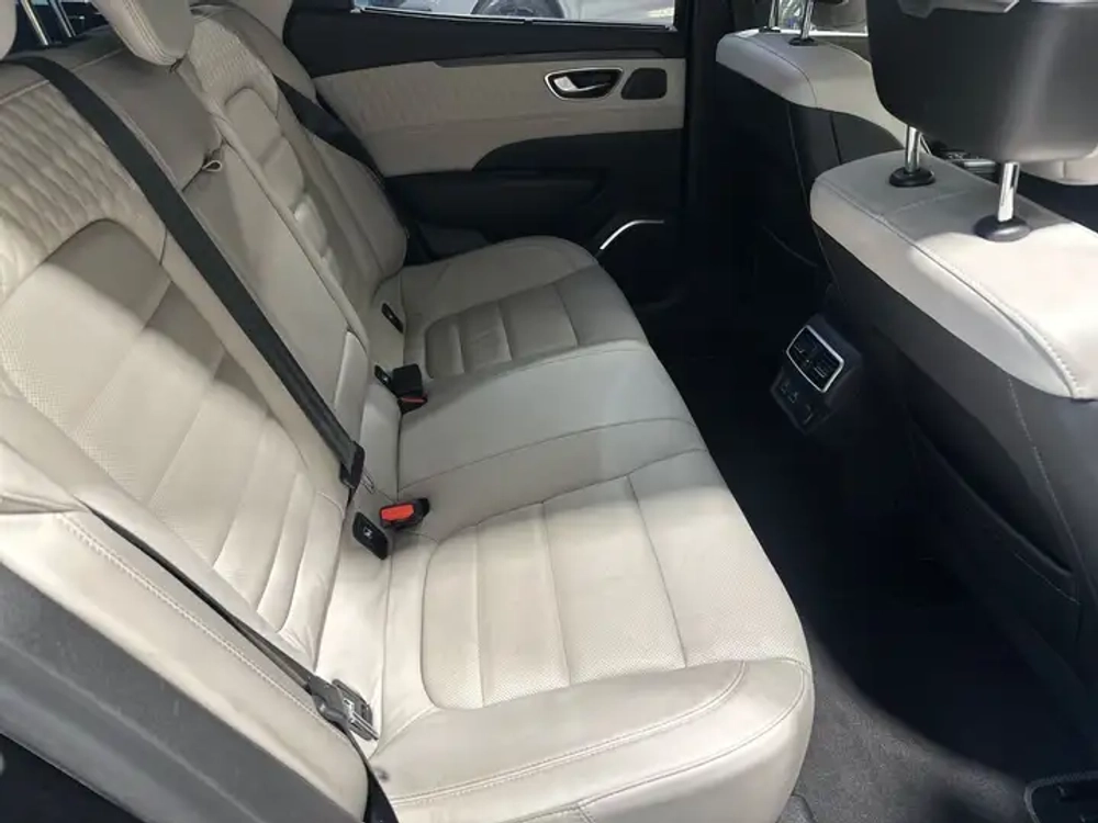Renault Talisman Grandtour Initiale Paris с шасси 4CONTROL