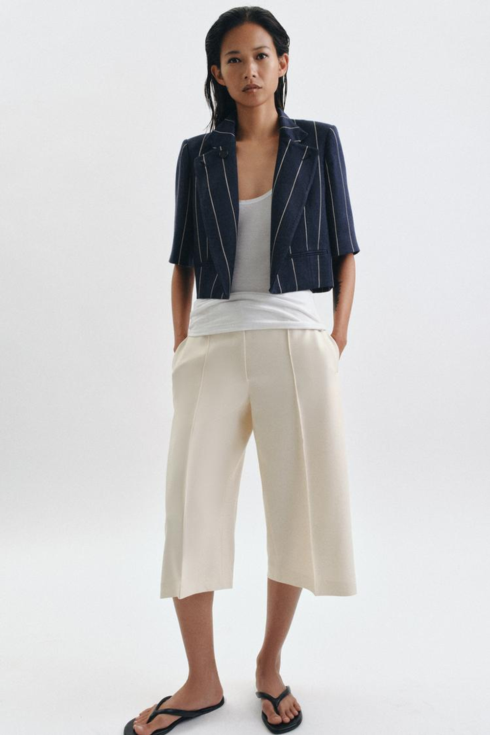 ZARA УКОРОЧЕННАЯ КУРТКА В ПОЛОСКУ ИЗ ЛЬНА — ZW COLLECTION, МОРСКОЙ СИНИЙ