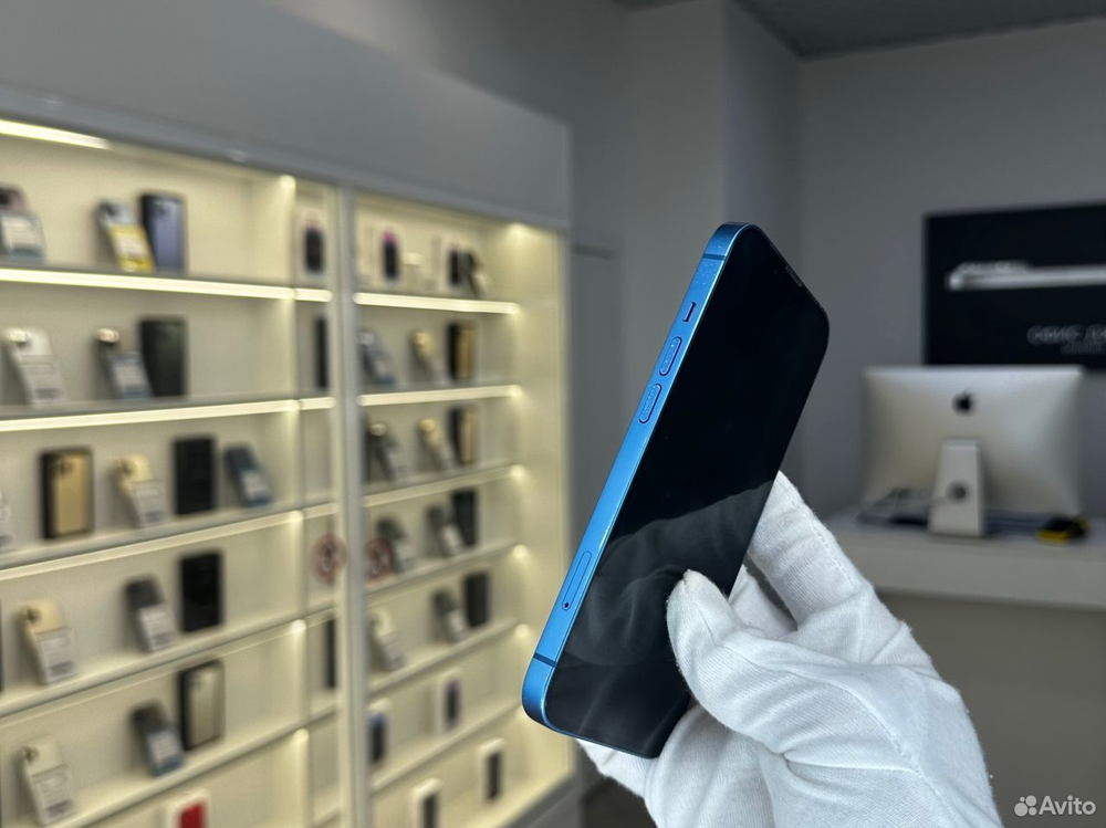 iPhone 13, 128 ГБ б/у