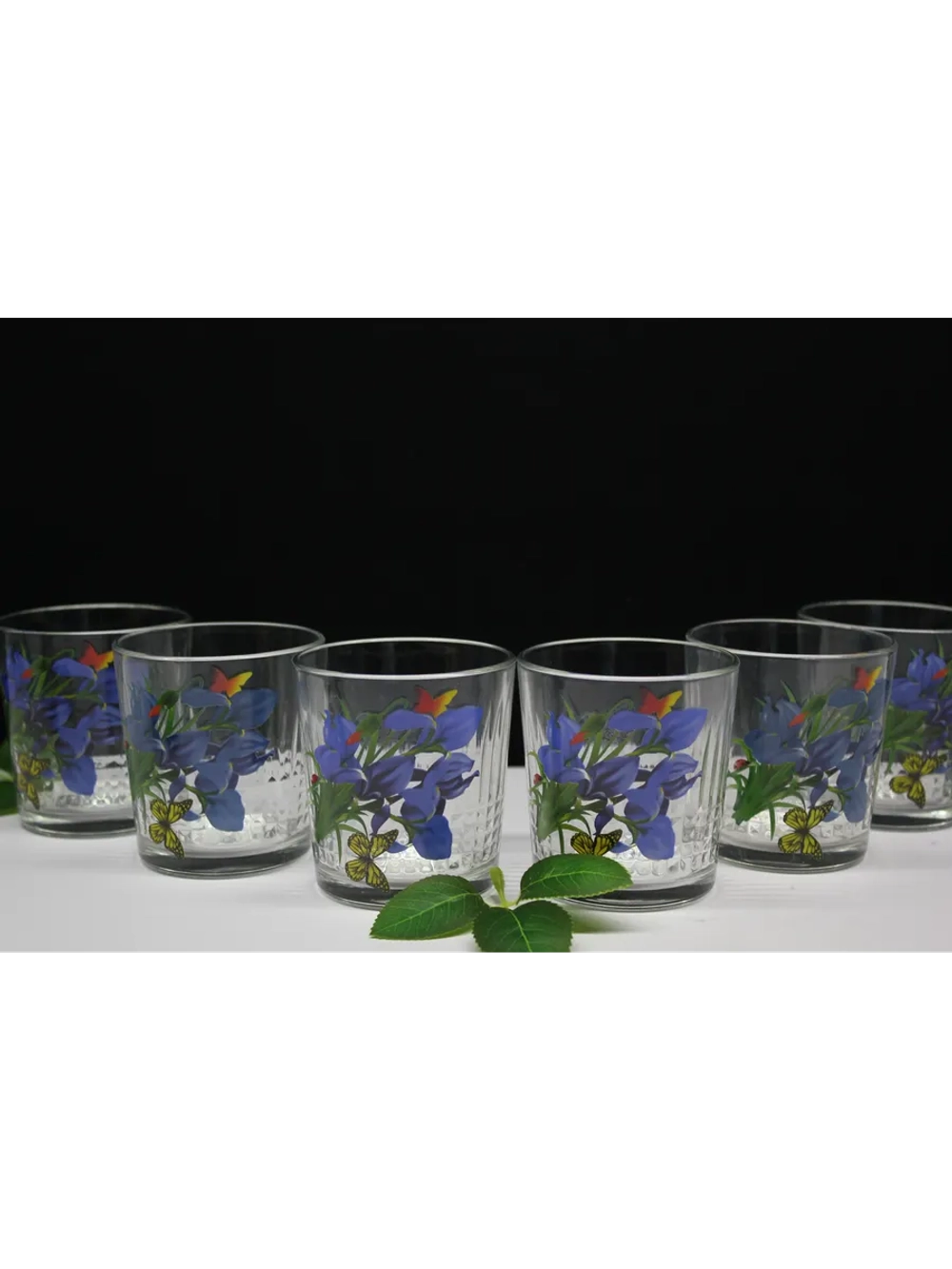 Стакан для напитков сока и воды