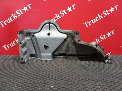 Крышка плиты двигателя