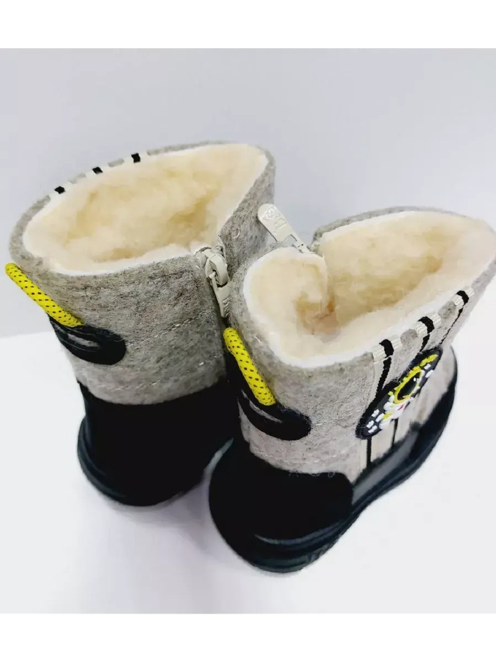 Детские валенки войлок новинка.