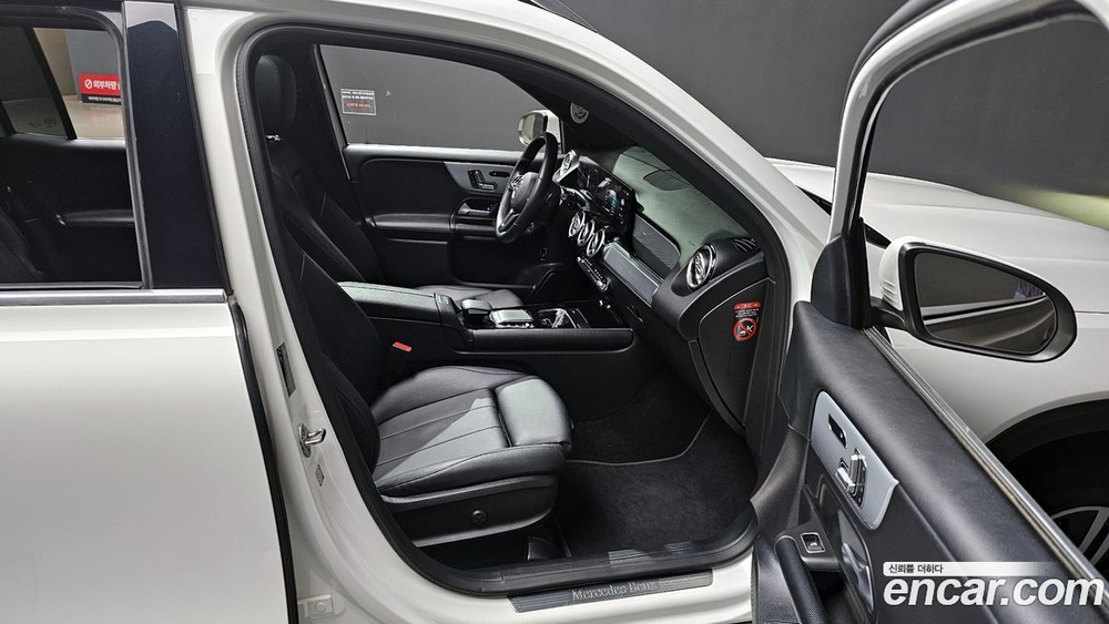 Mercedes-Benz GLB-Class X247 GLB200 d (09.2021)