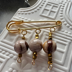 Брошь-булавка. Сильная. Яшма