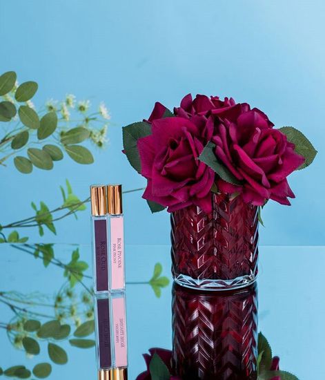 Букет красных роз в вазе "ёлочка", Cote Noire