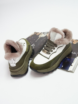 Кроссовки женские зимние