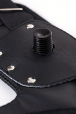 Телесный страпон на трусиках Realstick Hunter - 14,5 см. (Цвет: телесный)