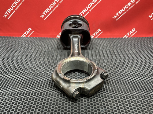 Поршень с шатуном