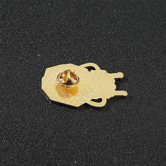 Значок металлический Хаяо Миядзаки "Унесенные призраками. Уголек", 2,5х3см