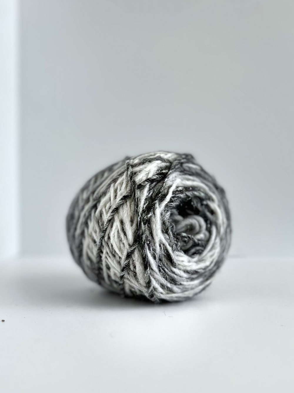 Трикотажная пряжа для вязания SPARK деграде шишибрики