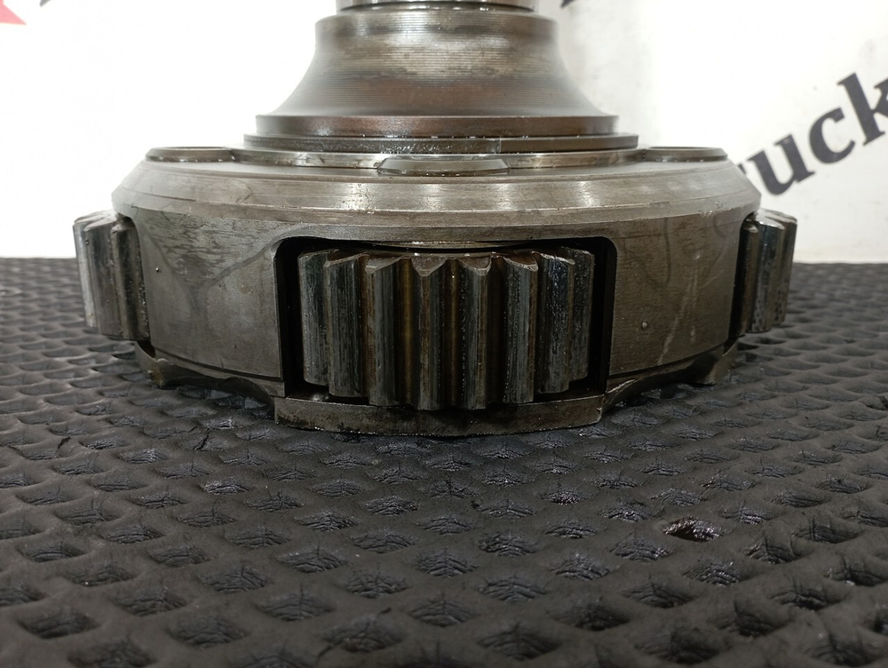 Вал планетарной передачи